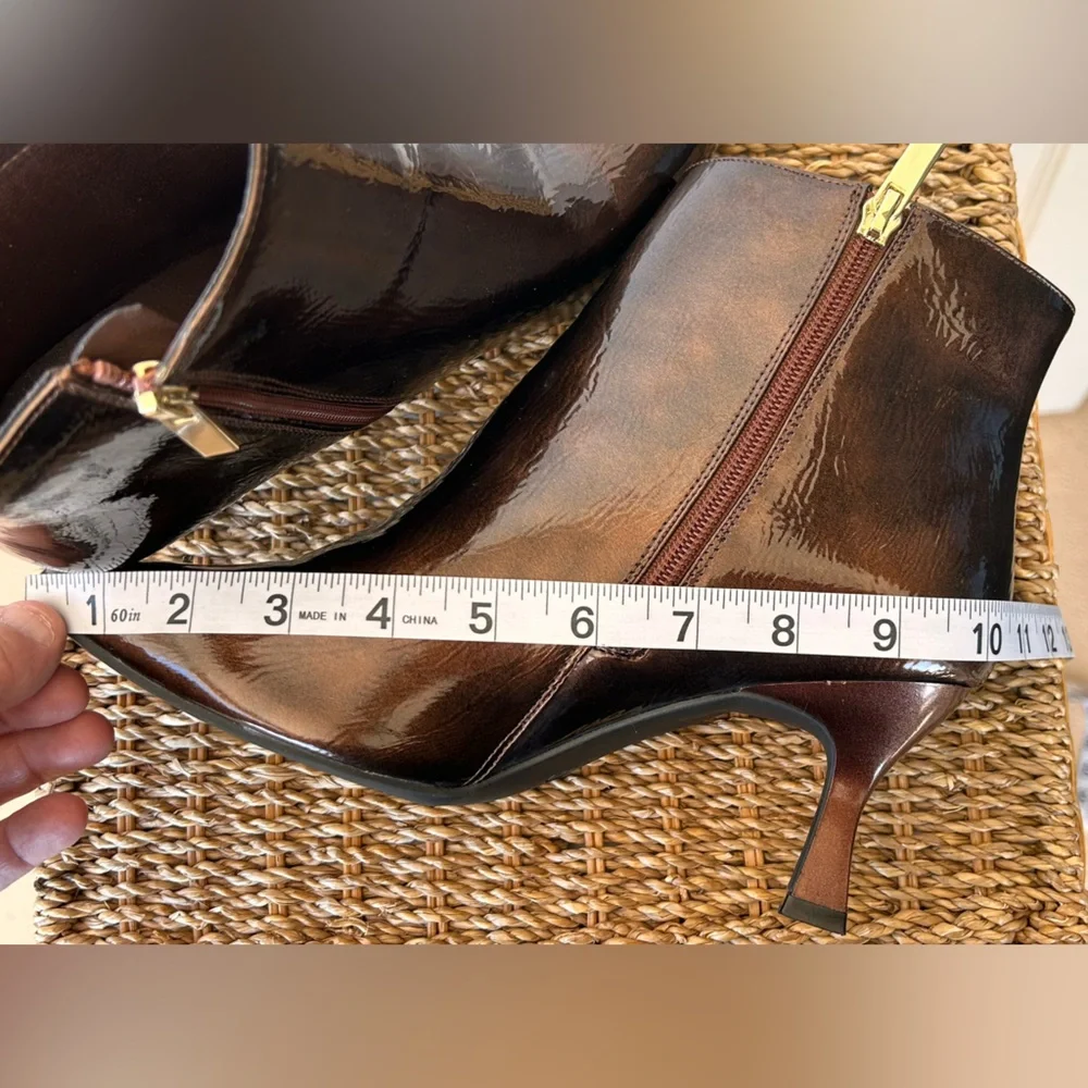 Est. 1946‎ Faux Textured Patent Leather Booties Size 8W